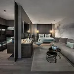 Hotel Quellenhof Luxury 5*