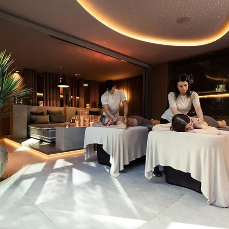 호텔 Quellenhof Luxury