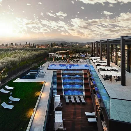 Quellenhof Luxury 호텔 5*