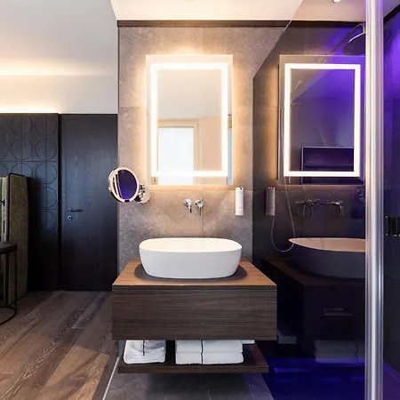 Quellenhof Luxury Hotel 5*