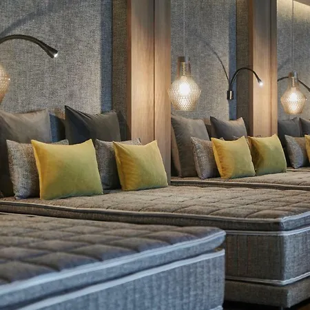 Quellenhof Luxury 라찌제