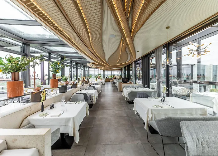 Hotel Quellenhof Luxury 5*